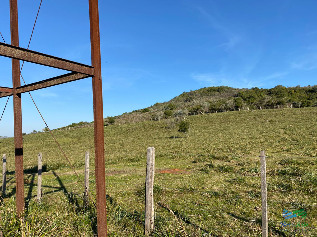 Campo Ref.4335 - Buen campo mixto a 1 hora de Punta, buen acceso e instalaciones.