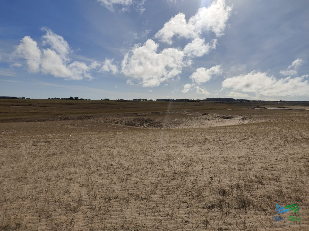 Campo Ref.5317 - Casi 1.500 mts de costa al Mar, único e irrepetible oportunidad de inversión en la costa uruguaya!
