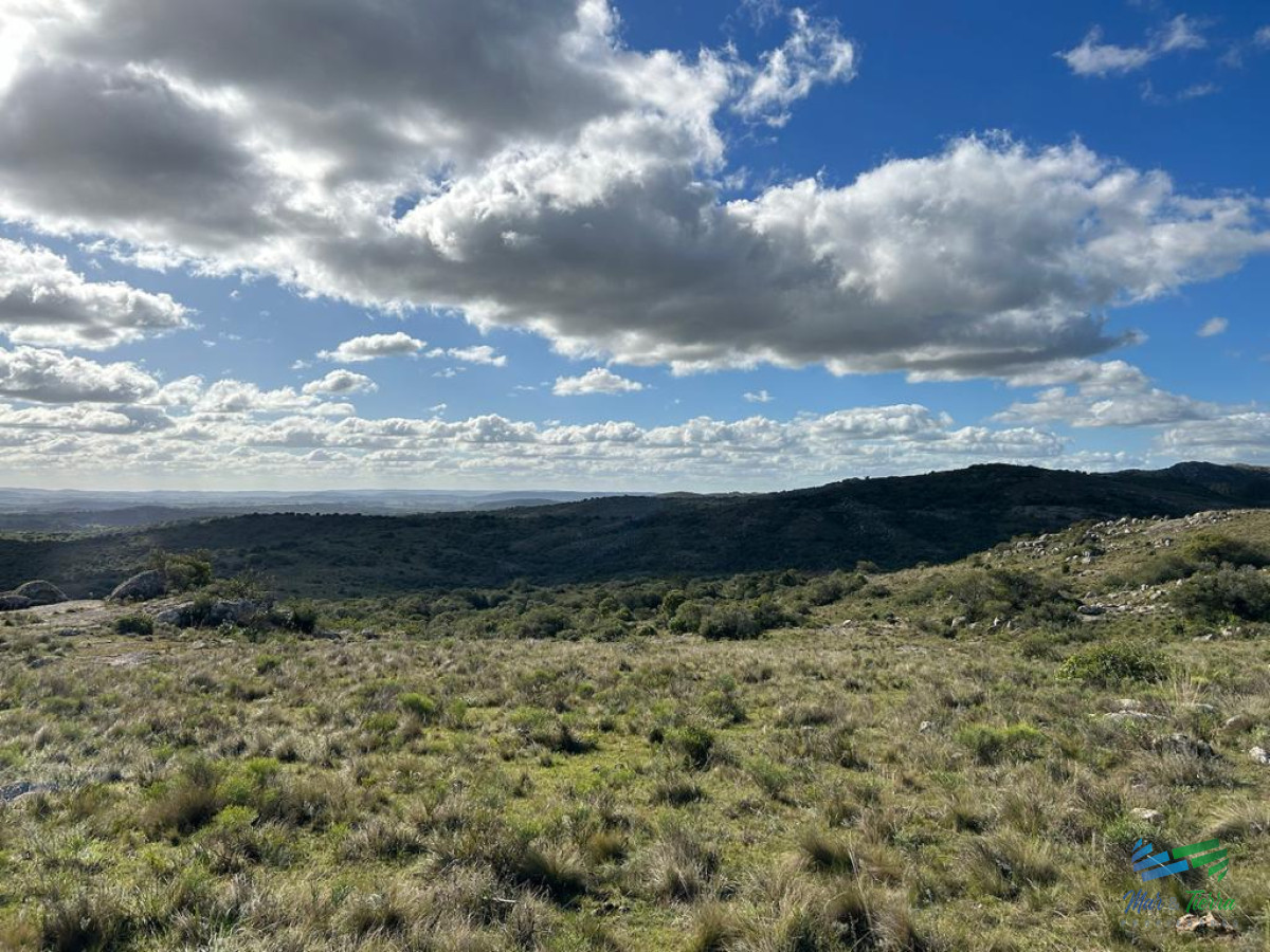 Campo Ref.4336 - Lindo campo para fraccionar, sobre ruta y a poco mas de 1 hora de Punta