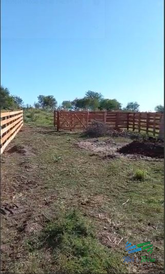 Campo Ref.4325 - Excelente ubicación, Campo Mixto a poca distancia de Mercedes, todo hecho a  nuevo !