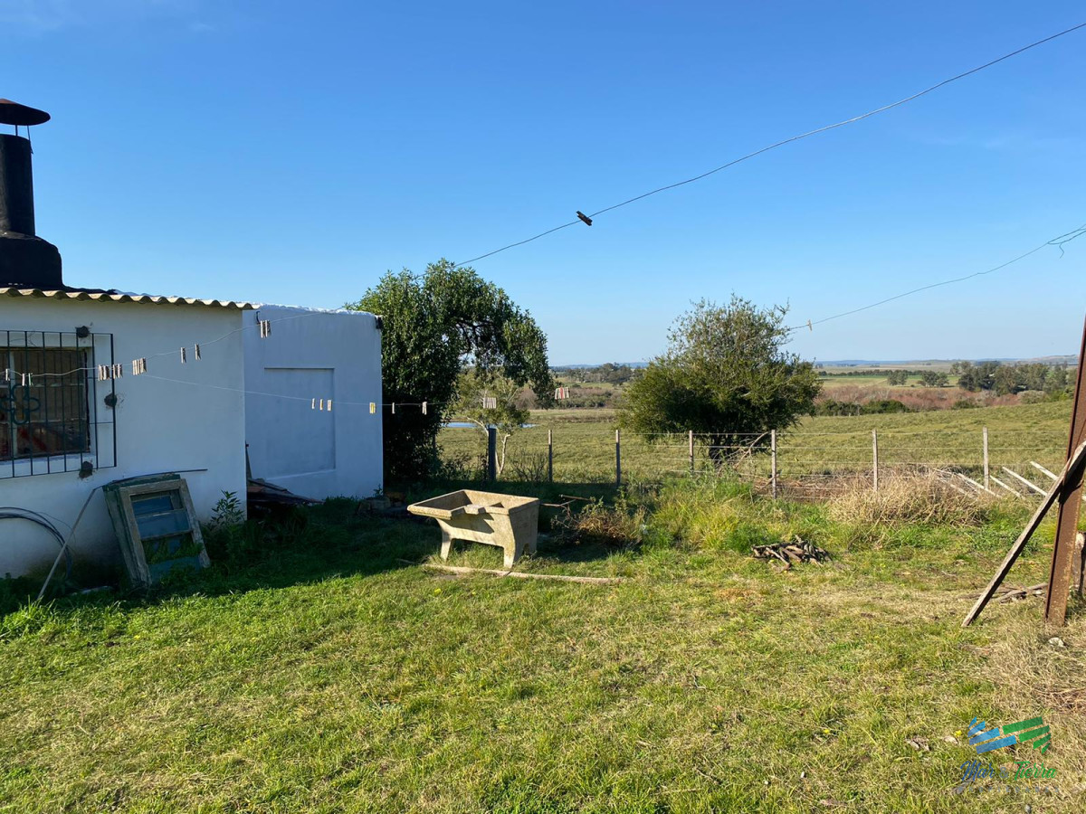 Campo Ref.4335 - Buen campo mixto a 1 hora de Punta, buen acceso e instalaciones.