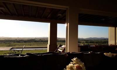 Muy lindo campo en Jose Ignacio con importante casa y costa al arroyo Jose Ignacio