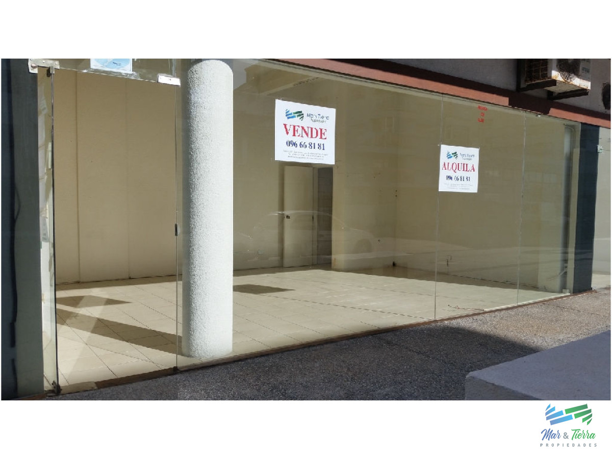 Local Comercial ID.2066 - Vendo local a la calle con muy buen frente vidriado.