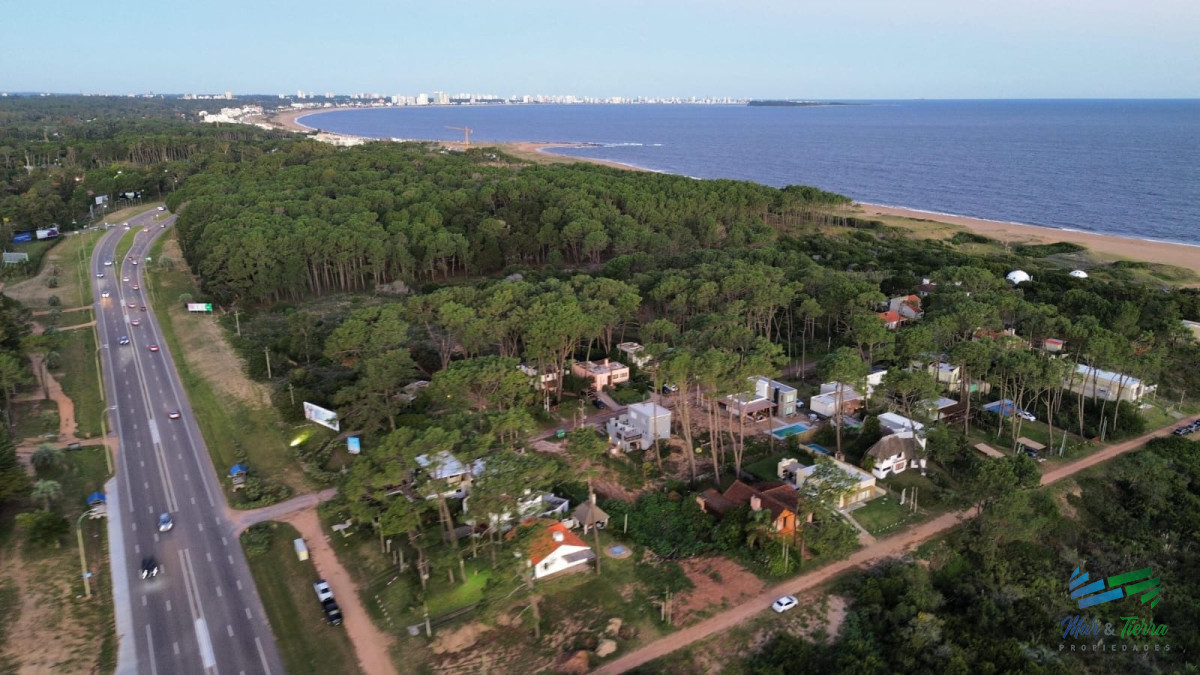 Terreno ID.5670 - Venta de terreno a 50 metros de playa Mansa