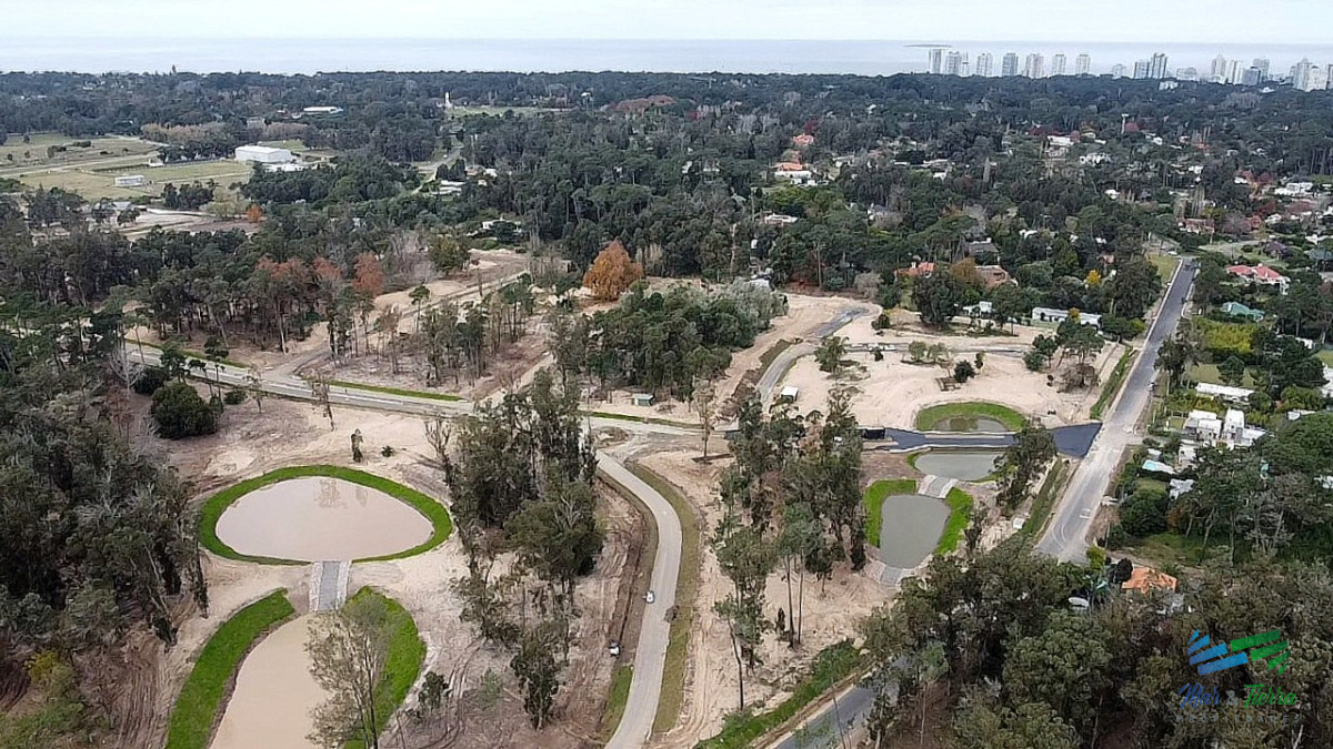 Terreno ID.4728 - Venta de terreno en Barrio La Cañada Punta del Este Maldonado 