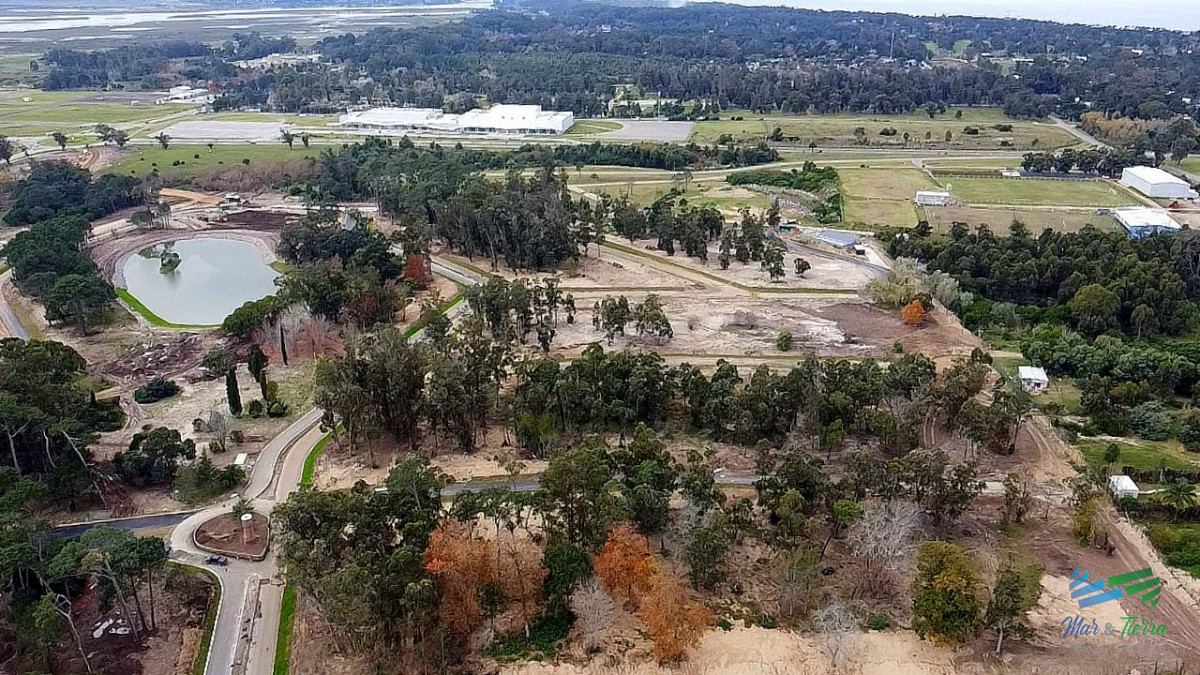 Terreno ID.4728 - Venta de terreno en Barrio La Cañada Punta del Este Maldonado 