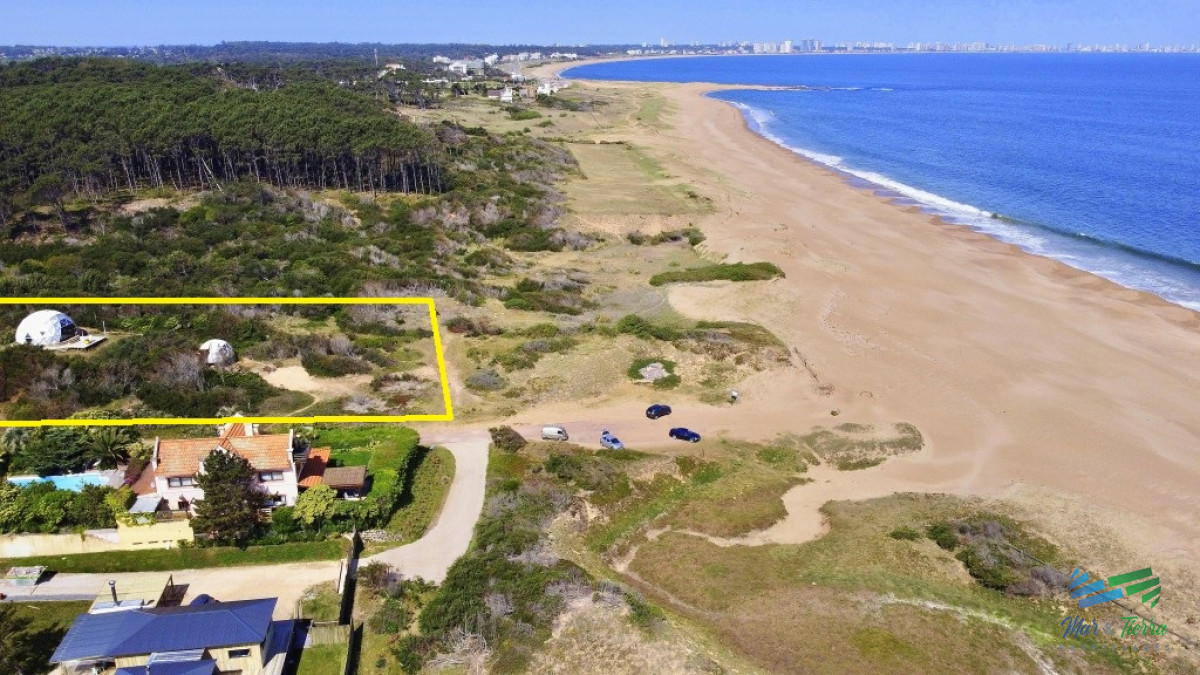 Terreno ID.3979 - Venta terreno primera linea Playa Mansa 