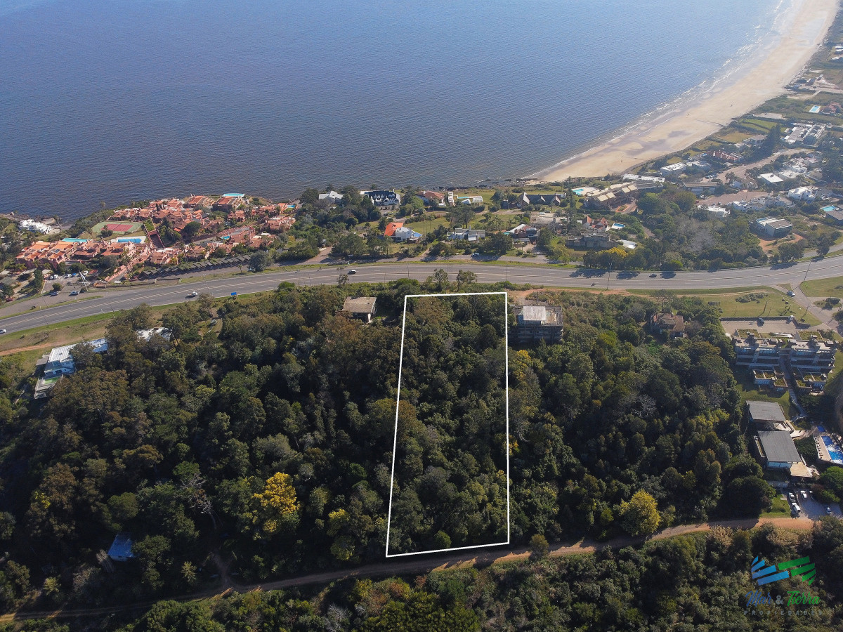 Terreno ID.5424 - Venta de terreno Panorámico en el Lomo de Punta Ballena – Punta del Este - Maldonado, Uruguay
