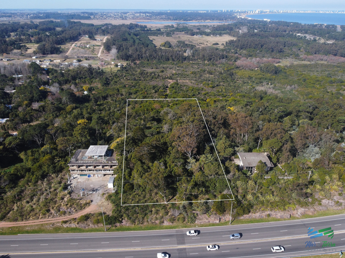 Terreno ID.5424 - Venta de terreno Panorámico en el Lomo de Punta Ballena – Punta del Este - Maldonado, Uruguay