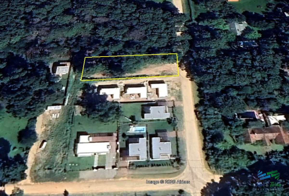 Terreno ID.5820 - Venta de terreno 1200 m2 en Burnett Punta del este Maldonado playa Mansa