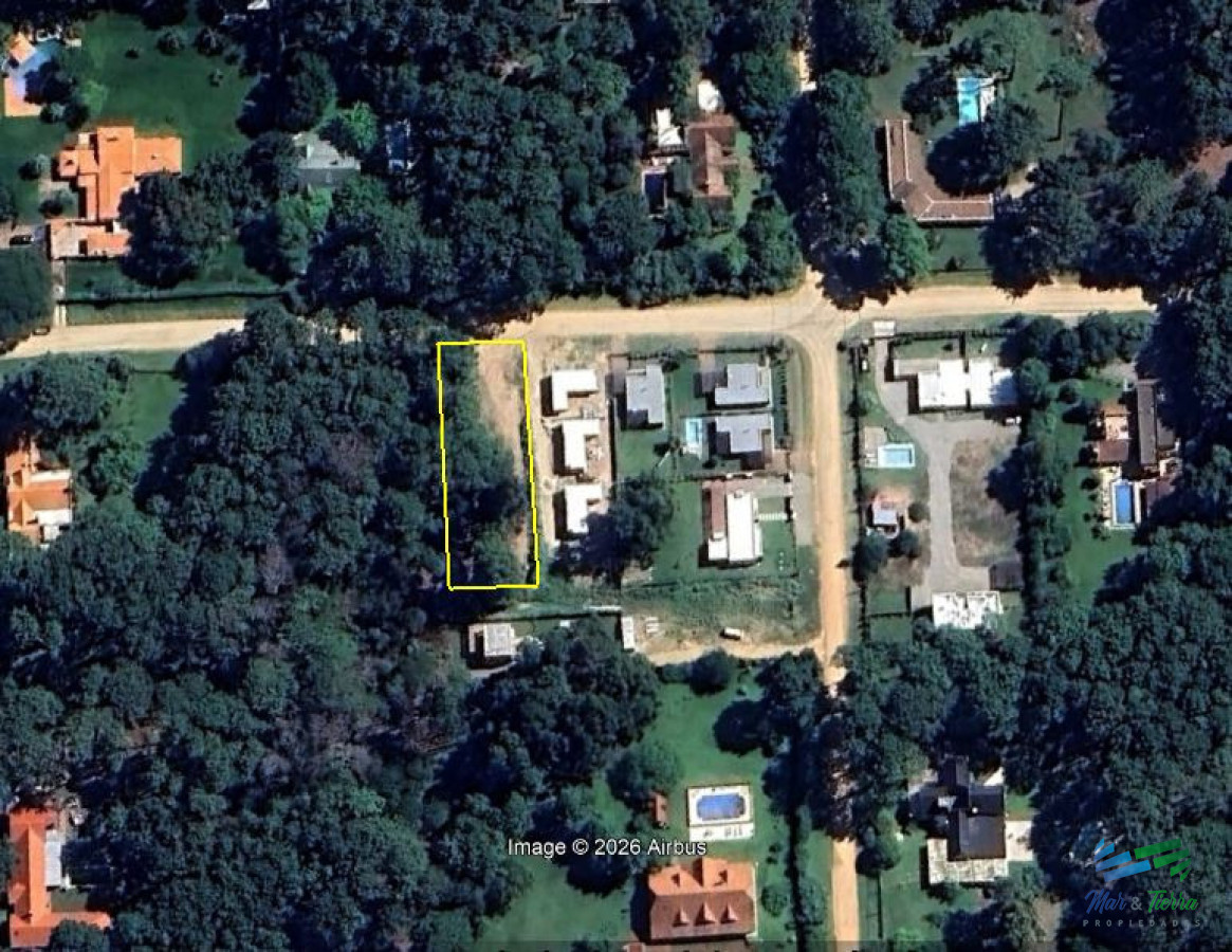Terreno ID.5820 - Venta de terreno 1200 m2 en Burnett Punta del este Maldonado playa Mansa