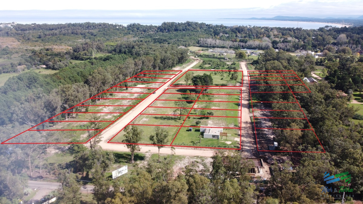 Terreno ID.5425 - Oportunidad terrenos en Barrio Privado La Jacinta playa Mansa Punta del Este Maldonado 