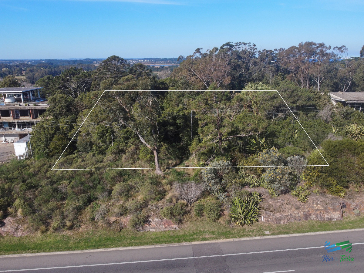 Terreno ID.5424 - Venta de terreno Panorámico en el Lomo de Punta Ballena – Punta del Este - Maldonado, Uruguay