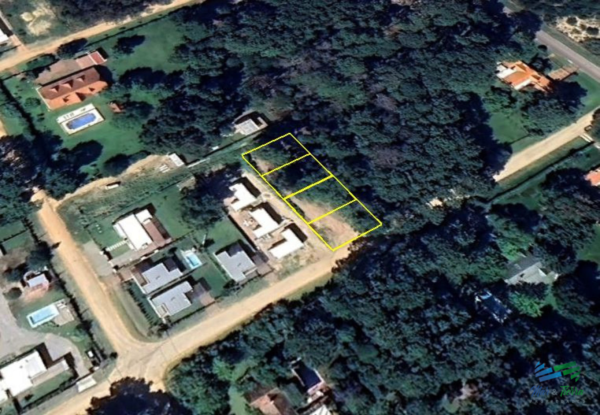 Terreno ID.5820 - Venta de terreno 1200 m2 en Burnett Punta del este Maldonado playa Mansa