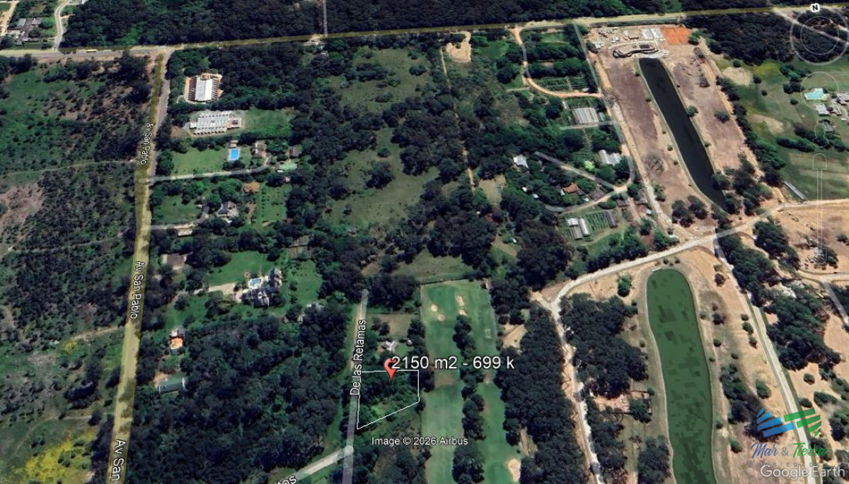 Terreno ID.5696 - Venta de terreno de 2500 m2 en Barrio Golf Punta del Este