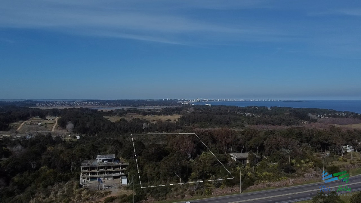 Terreno ID.5424 - Venta de terreno Panorámico en el Lomo de Punta Ballena – Punta del Este - Maldonado, Uruguay