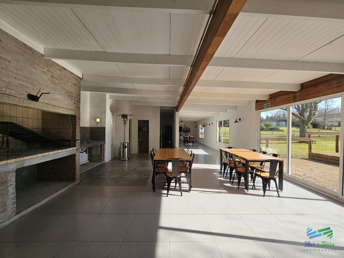 Terreno ID.3304 - Vendo Terreno 1.500 m2 en Barrio Privado Verde Mora, Punta Ballena, Punta del Este.