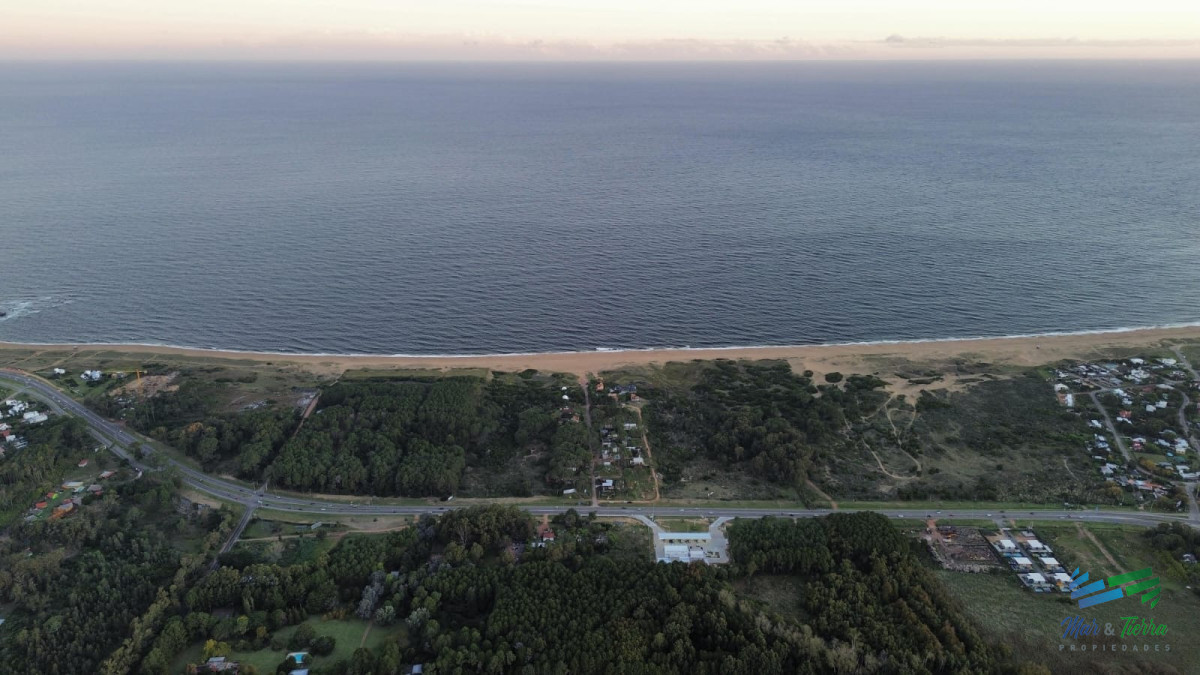 Terreno ID.5670 - Venta de terreno a 50 metros de playa Mansa