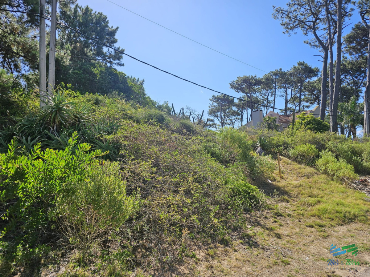 Terreno ID.5670 - Venta de terreno a 50 metros de playa Mansa