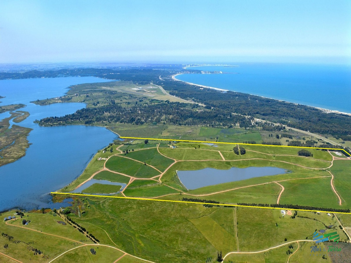 Terreno ID.4253 - Venta de terreno con gran superficie en laguna de los cisnes sobre ruta interbalnearia
