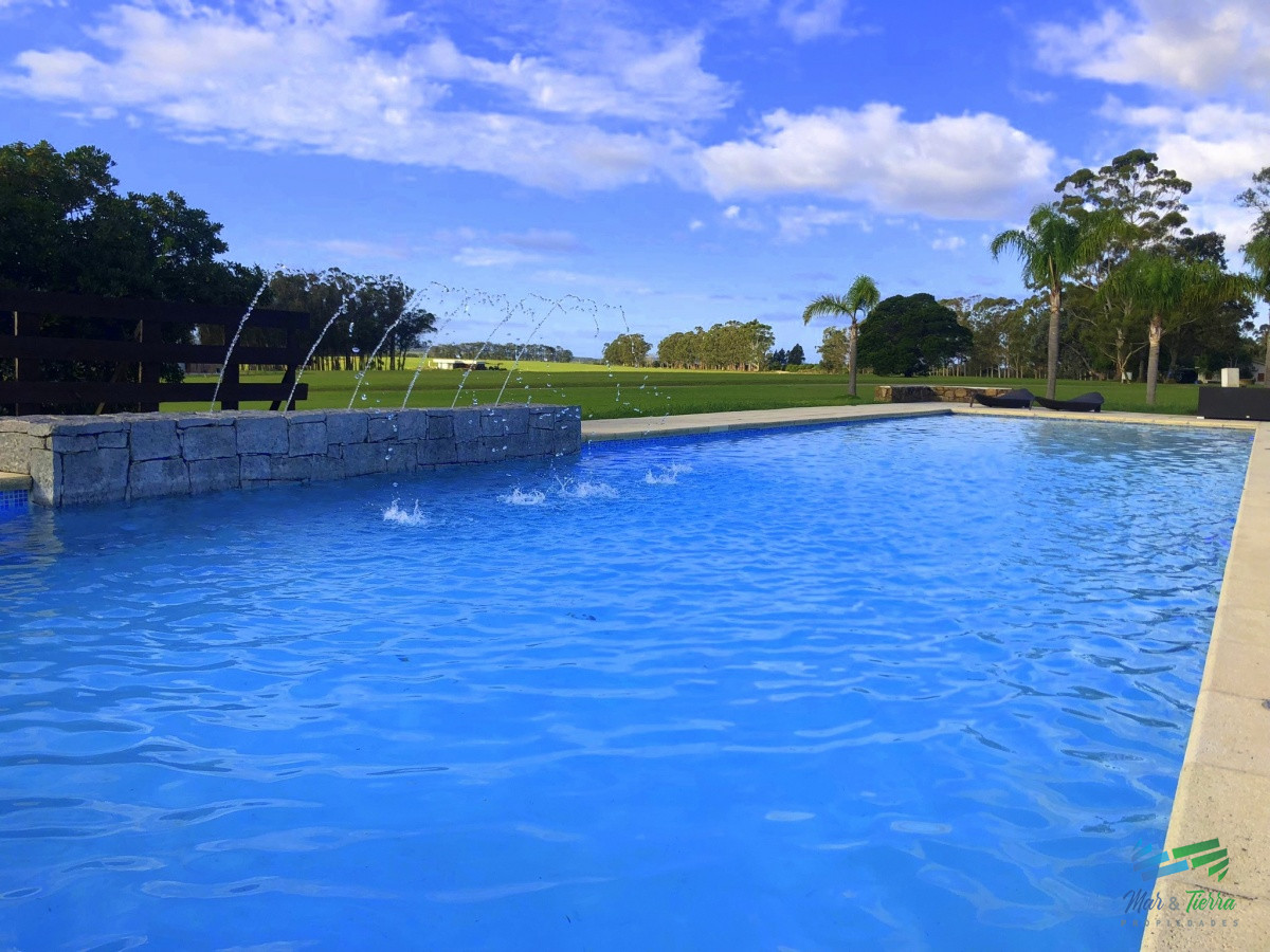 Terreno ID.4256 - Terreno de mas de 5000 m2 con costa de laguna en Laguna de los Cisnes