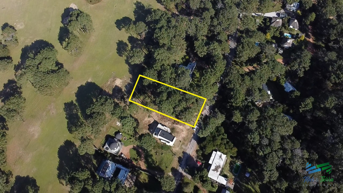 Terreno ID.5339 - Venta de lote en club del lago con superficie de 1300 m2 