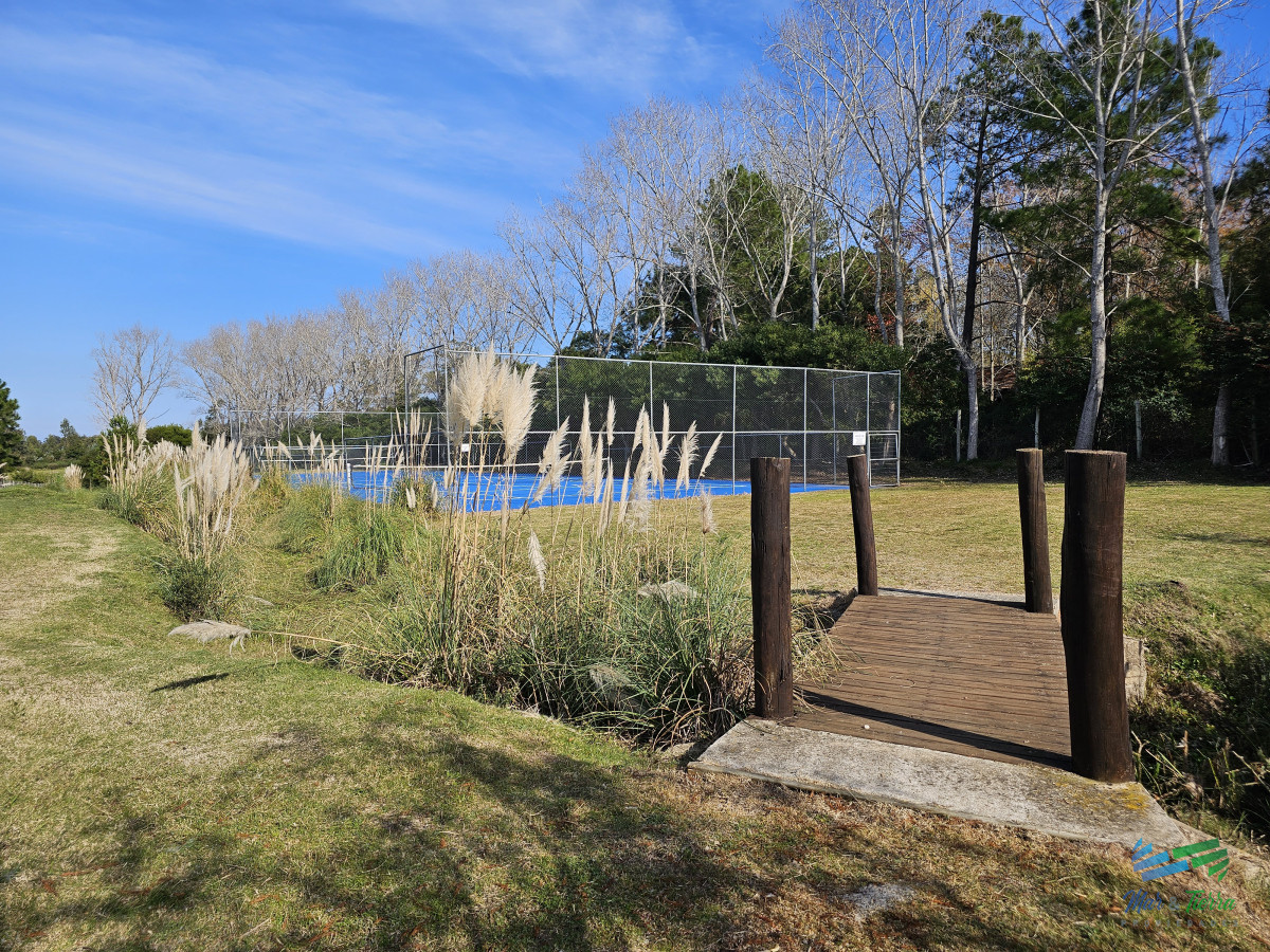 Terreno ID.3304 - Vendo Terreno 1.500 m2 en Barrio Privado Verde Mora, Punta Ballena, Punta del Este.