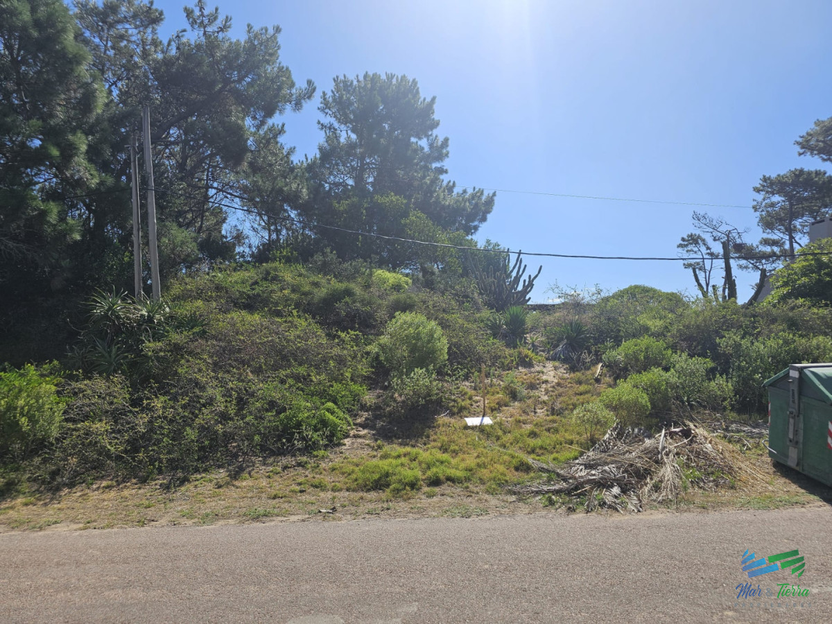 Terreno ID.5670 - Venta de terreno a 50 metros de playa Mansa