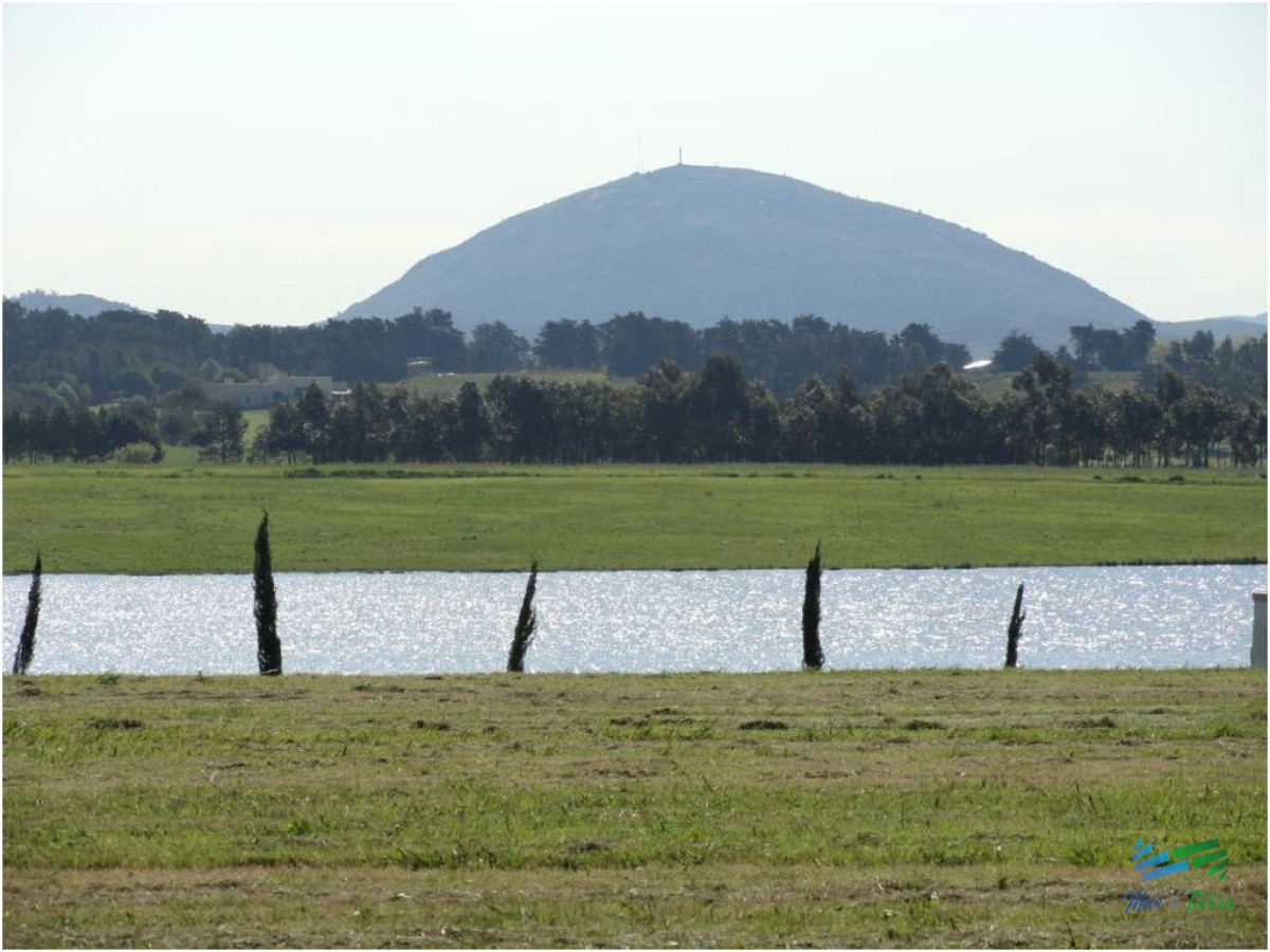 Terreno ID.1992 - Terreno en Punta del Este, Ruta Interbalnearia