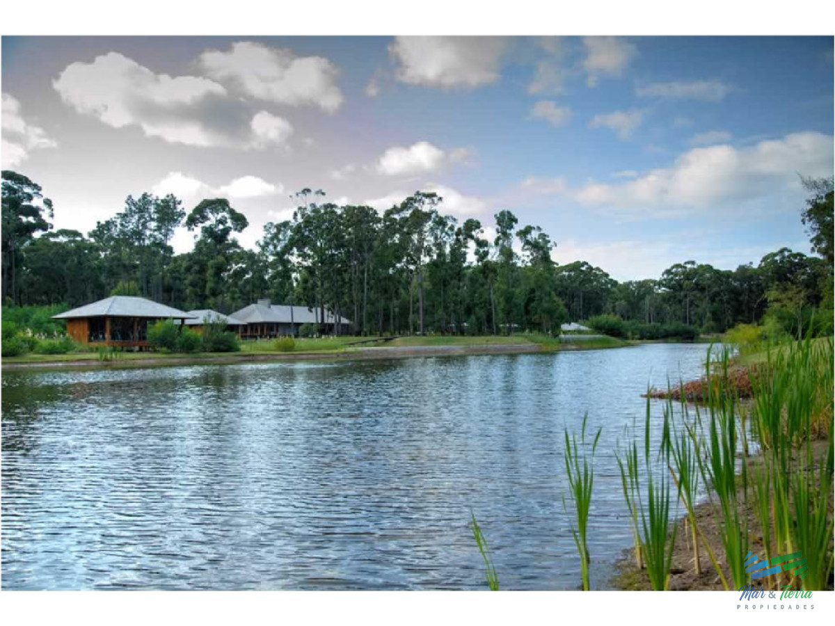 Terreno ID.2038 - Terreno en Punta Ballena, Solanas