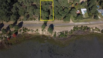 Venta de terreno en Club del lago sobre la Laguna 