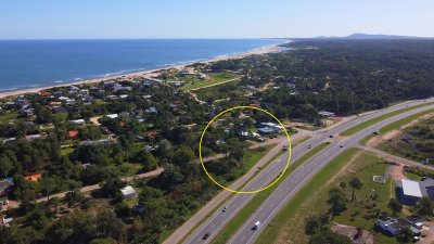 Venta de gran terreno en Tio Tom sobre la ruta interbalnearia