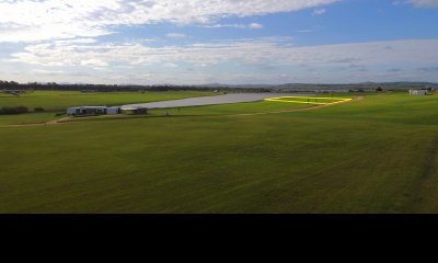 venta de terreno con costa de laguna en laguna de los cisnes