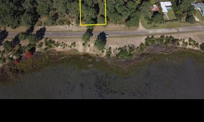 Venta de terreno en Club del lago sobre la Laguna