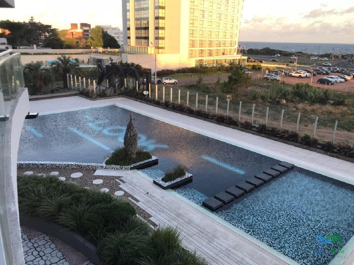 Apartamento ID.2270 - En venta.. piso alto, torre con todos los servicios.