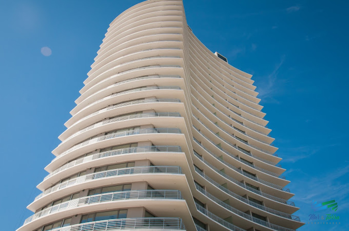 Apartamento ID.4760 - DEPARTAMENTO EN VENTA, PUNTA DEL ESTE, DOS DORMITORIOS DOS BAÑOS. EDIFICIO CON SERVICIOS 