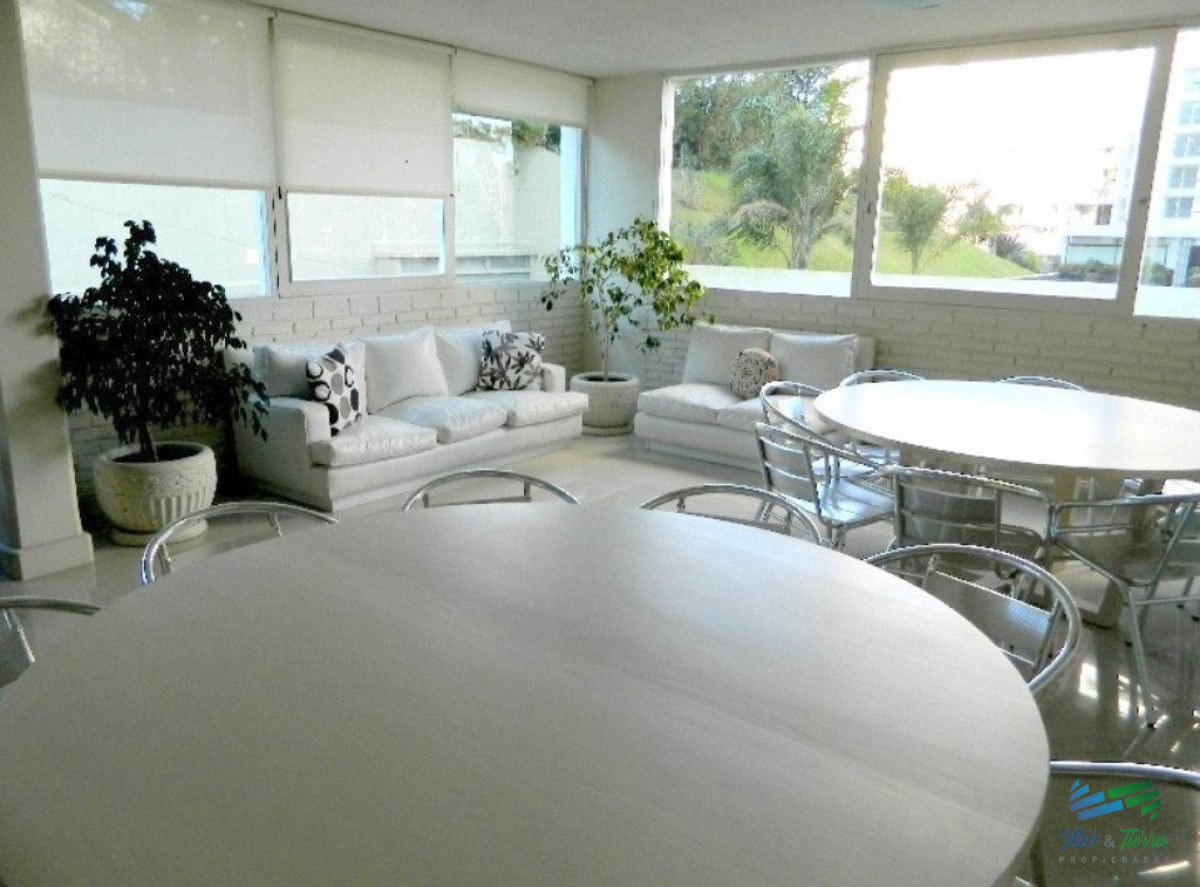 Apartamento ID.124 - Apartamento de 1 dormitorio en venta, Roosevelt, Punta del Este.