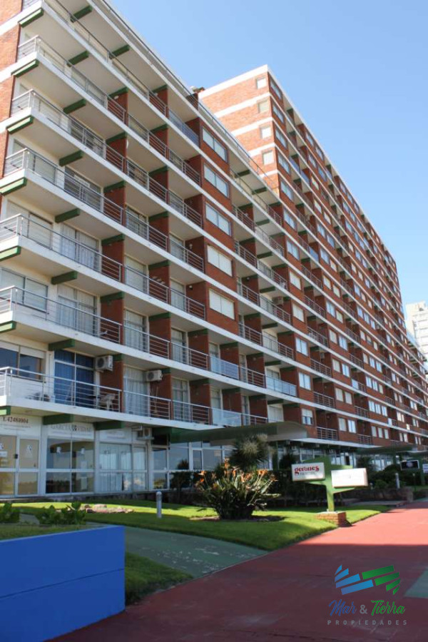 Apartamento ID.1182 - VENDO APTO EN LA BRAVA, VISTA DIRECTA AL MAR, PUNTA DEL ESTE 