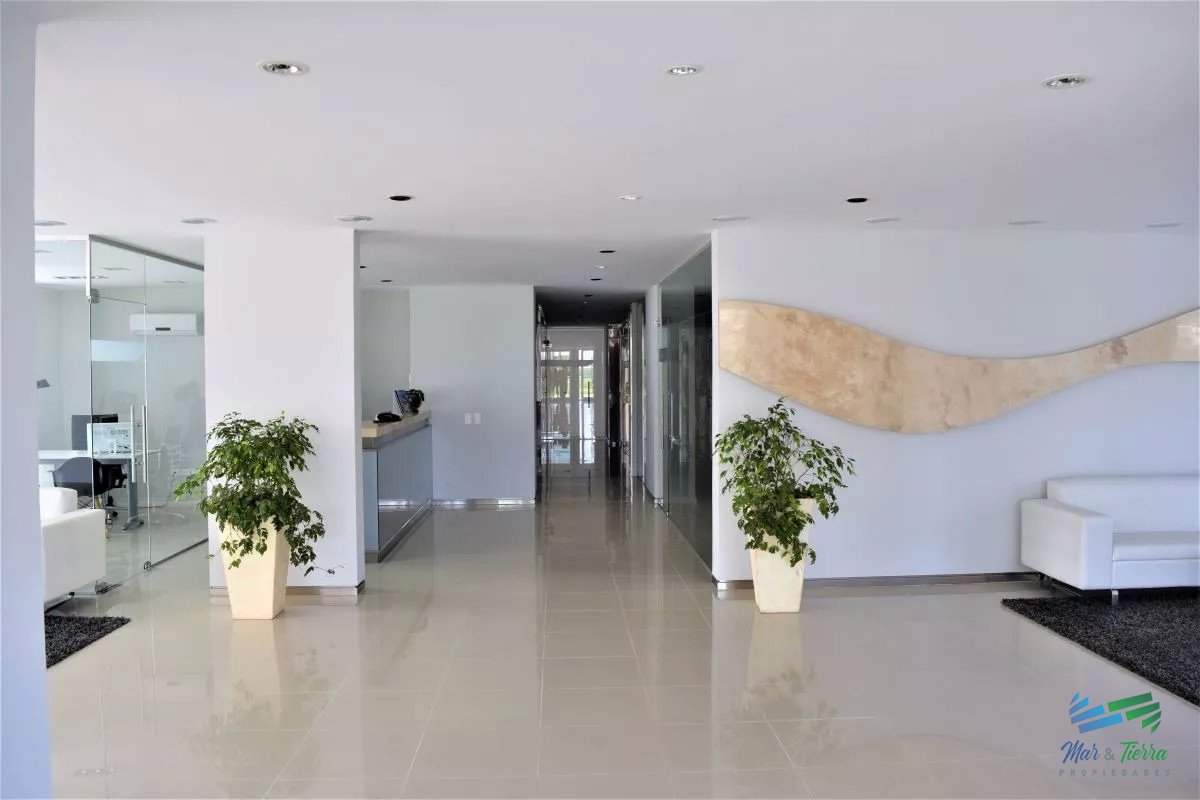 Apartamento ID.4330 - Vendo apartamento 2 dormitorios con servicios en parada 2 Brava, Punta del Este