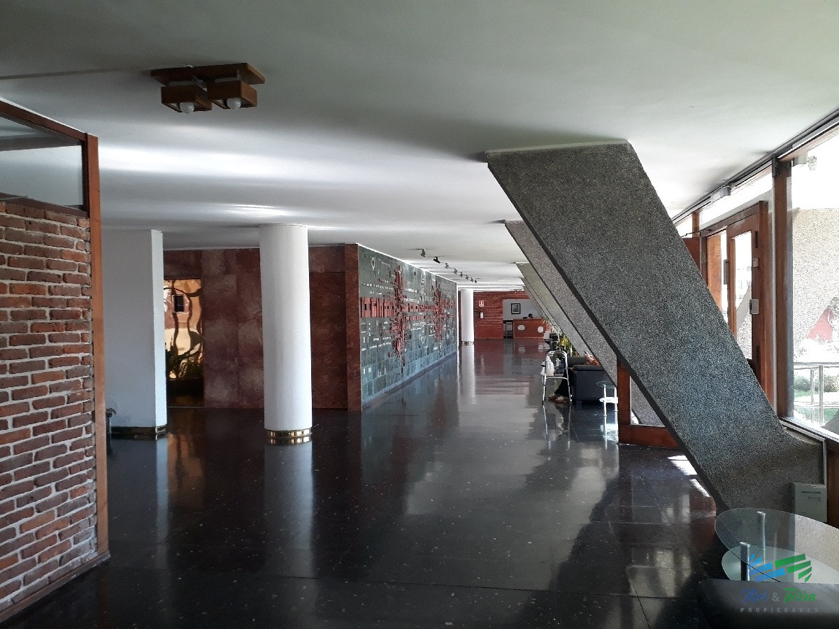 Apartamento ID.1096 - Oportunidad a pasitos del mar , rodeado de todos los servicios... 