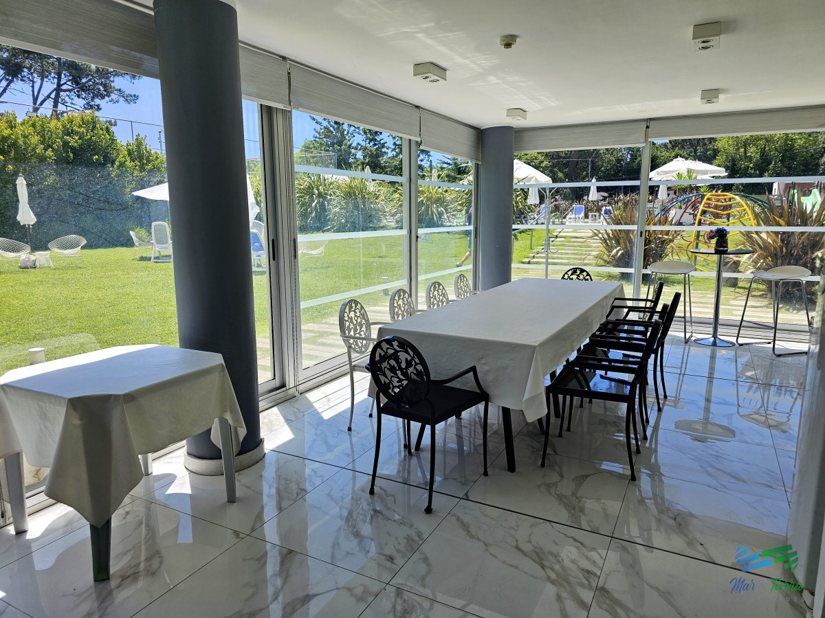 Apartamento ID.5097 - APARTAMENTO DOS DORMITORIOS, MODERNO, ALQUILER INVERNAL, SOBRE AV. ROOSEVELT, PUNTA DEL ESTE. 