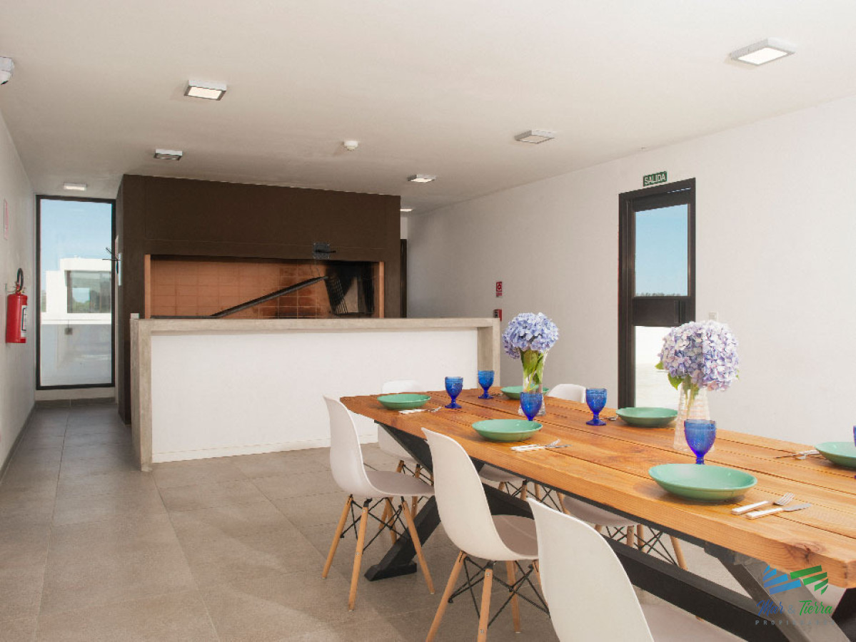 Apartamento ID.5548 - En venta apartamento en pozo, 2 dormitorios con cochera, en Maldonado con beneficios impositivos