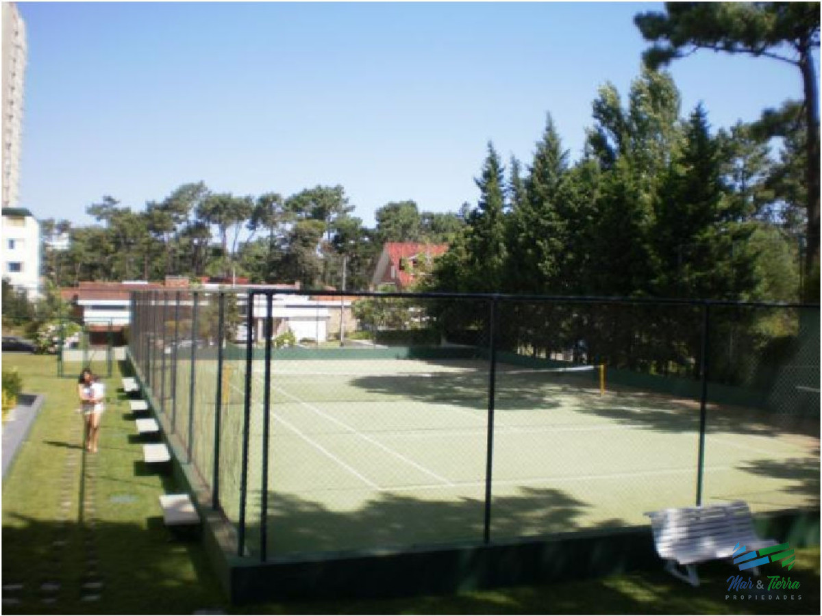 Apartamento ID.1273 - Venta... excelente oportunidad... torre de muy buen nivel en Punta del Este