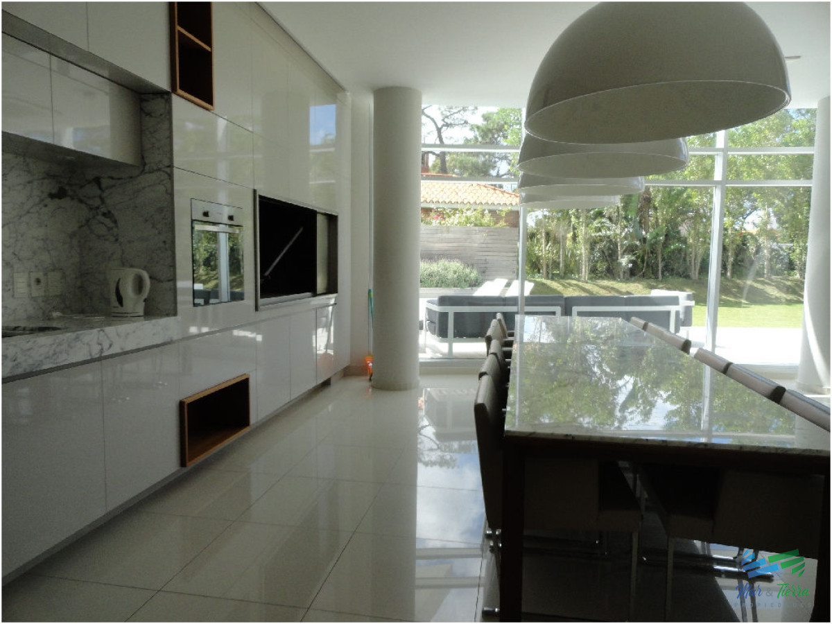 Apartamento ID.248 - Apartamento en Mansa, 3 dormitorios *