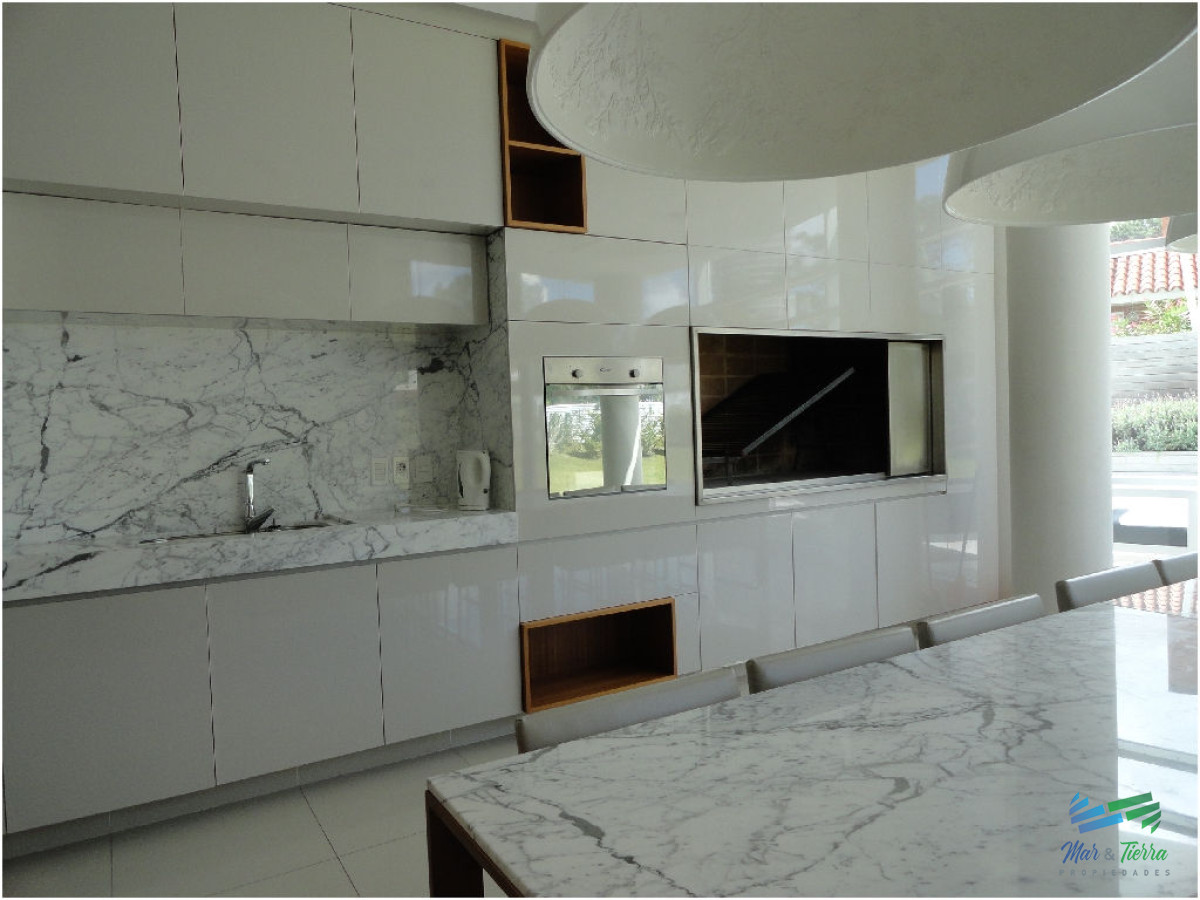 Apartamento ID.248 - Apartamento en Mansa, 3 dormitorios *