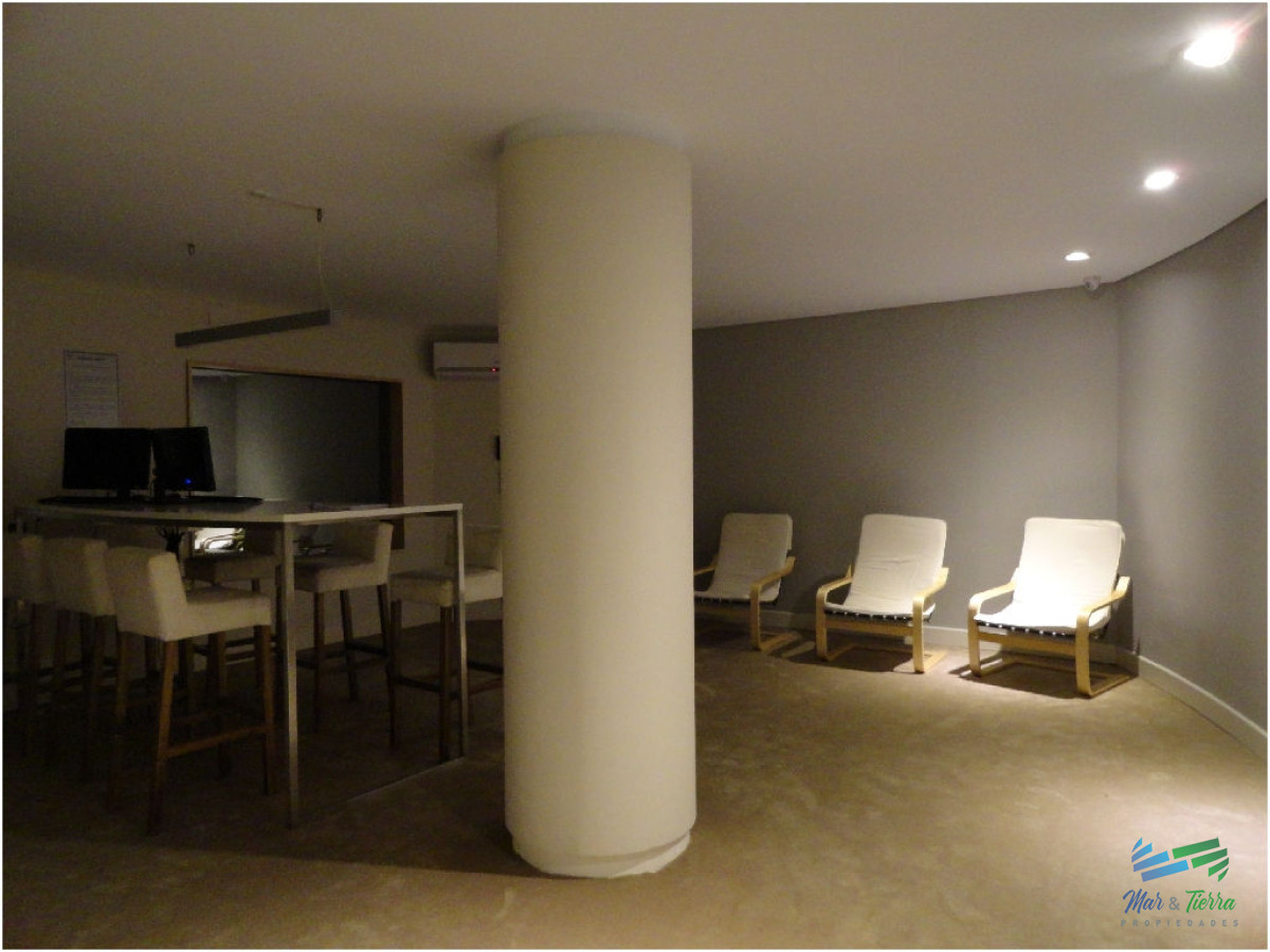 Apartamento ID.1457 - Vendo apartamento en Ocean Drive.. excelente servicios en Punta del Este.