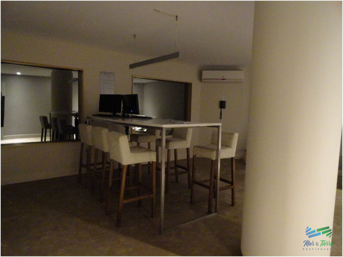 Apartamento ID.1457 - Vendo apartamento en Ocean Drive.. excelente servicios en Punta del Este.