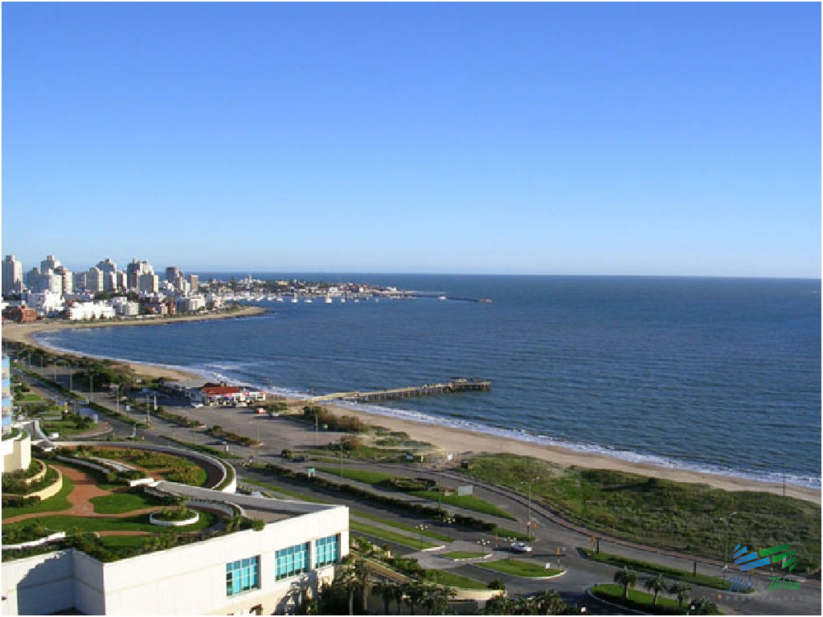 Apartamento ID.38 - En alquiler.. torre de categoría con excelentes servicios.