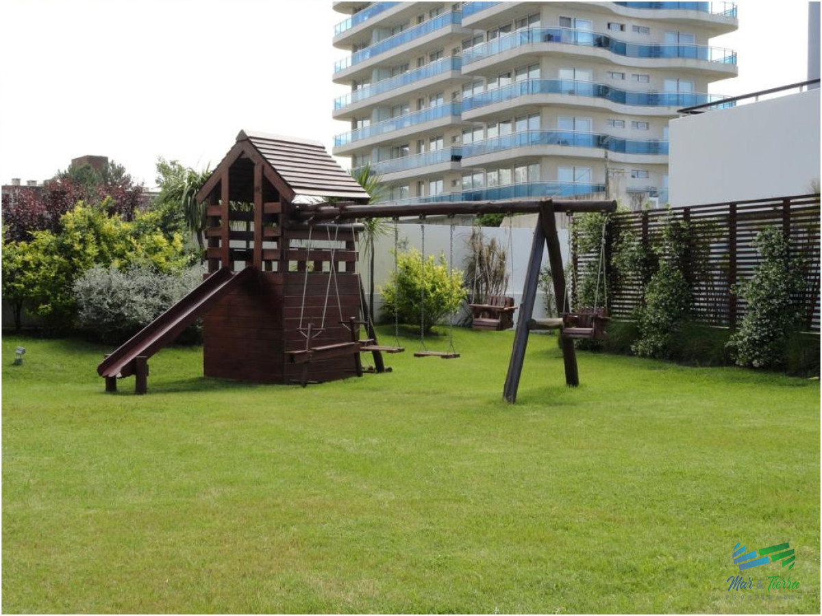 Apartamento ID.41 -  Muy lindo apartamento en piso alto , torre con todos y muy buenos servicios.