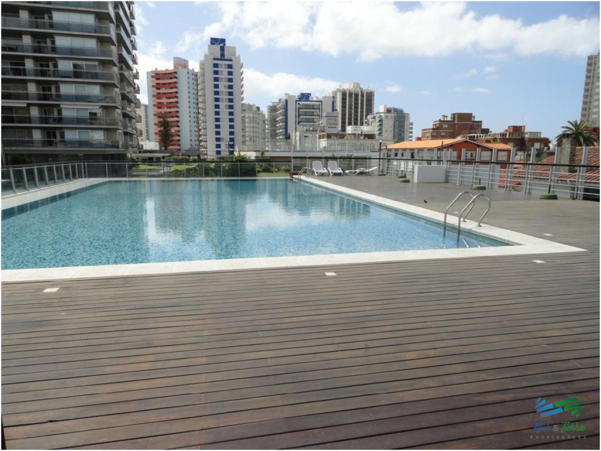 Apartamento ID.41 -  Muy lindo apartamento en piso alto , torre con todos y muy buenos servicios.